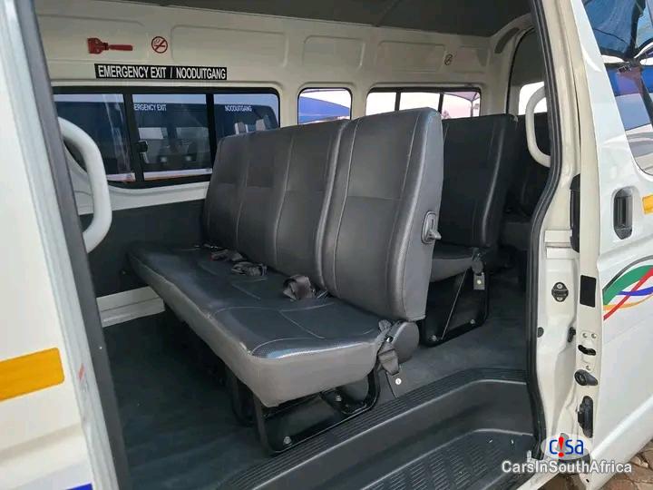 Toyota Quantum 2.5 D-4D Sesfikile 16-Seat Manual 2020 - image 3