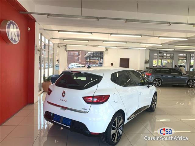 Renault Clio Manual 2014