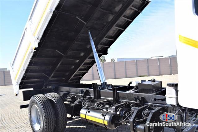 Nissan 3.6 Manual 2010 - image 10