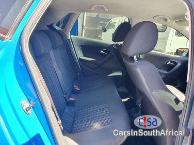 Volkswagen Polo 1.2 Manual 2017 - image 8