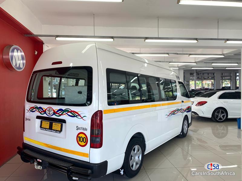 Toyota Quantum 2.7 Sesfikile Manual 2017 - image 4