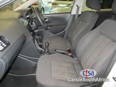 Volkswagen Polo 1.2 Manual 2016 - image 3