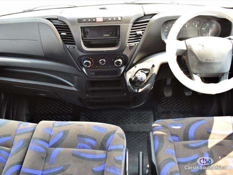 Iveco 35 2.0 Manual 2021 - image 6