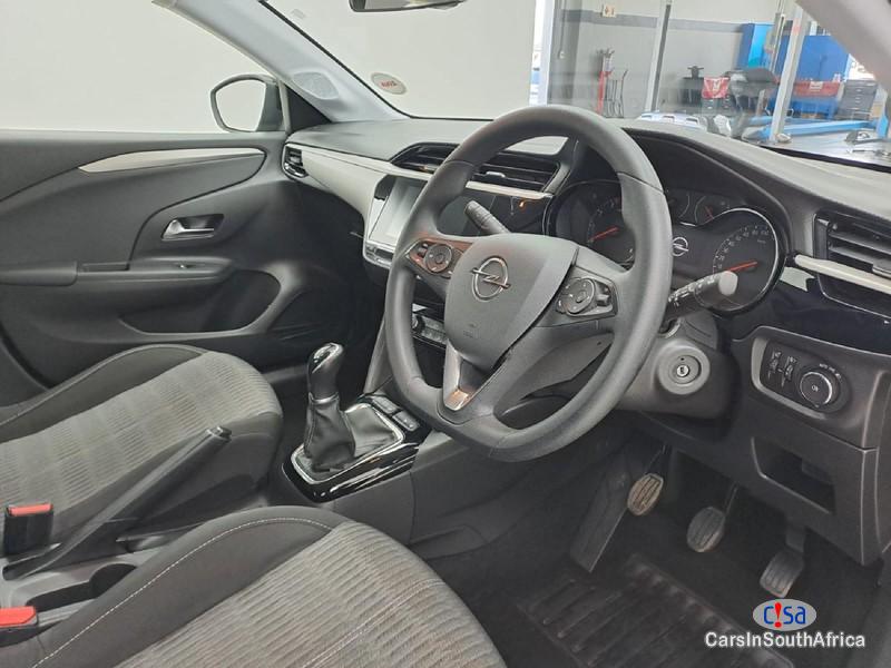 Opel Corsa Manual 2022 - image 9