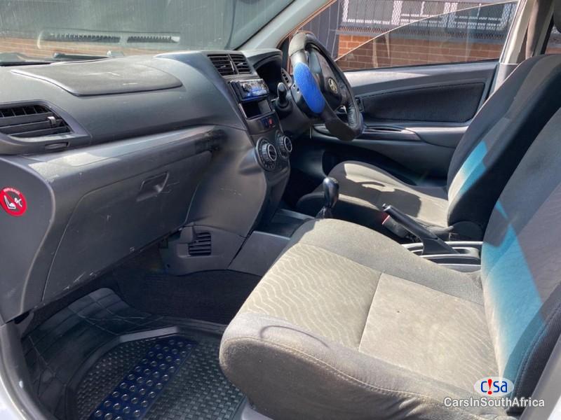 Toyota Avanza Manual 2017 - image 4