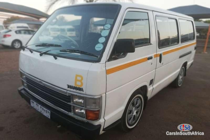 Toyota HiAce 2.2 Manual 2007 - image 12