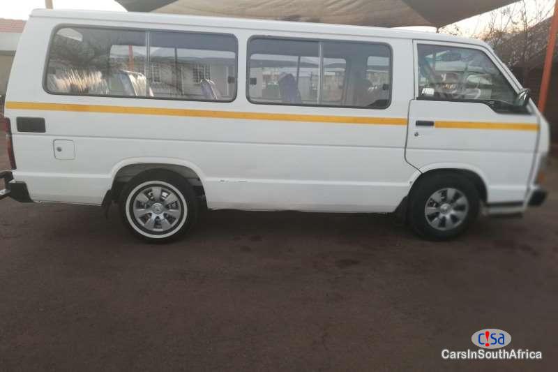 Toyota HiAce 2.2 Manual 2007 - image 3