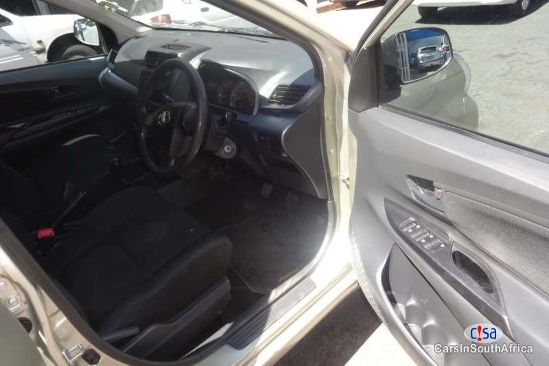 Toyota Avanza 1.5 Manual 2015 - image 8