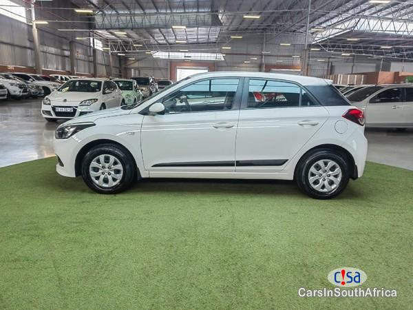 Pictures of Hyundai i20 1.2 Automatic 2018