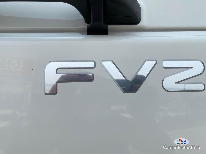 Isuzu 5.2 Automatic 2022 - image 17