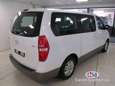 Hyundai H-1 Manual 2011 - image 3