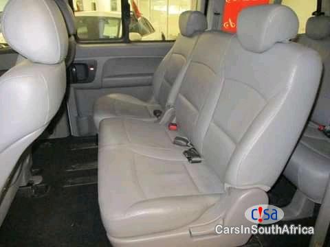 Hyundai H-1 Manual 2011 - image 7