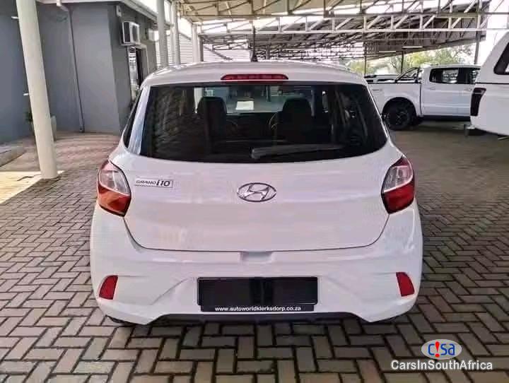 Picture of Hyundai i10 2023 Hyundai Grand I10 1.0 Fluid 067 251 5460 Manual 2023 in Free State