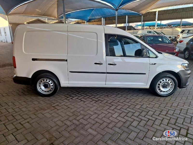 Volkswagen Caddy 2.0TDI Panel Van 067 251 5460 Manual 2019 - image 4