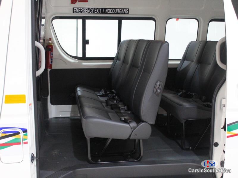 Toyota Quantum 2.5 Manual 2018 - image 4