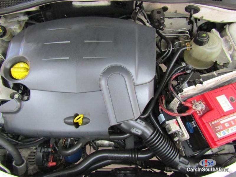 Nissan NP200 Manual 2015 - image 10