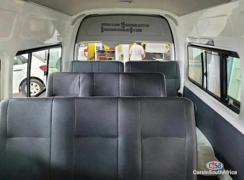 Toyota Quantum 2.5 Sesifikile 16 Seats /0685845776 Manual 2021 in South Africa