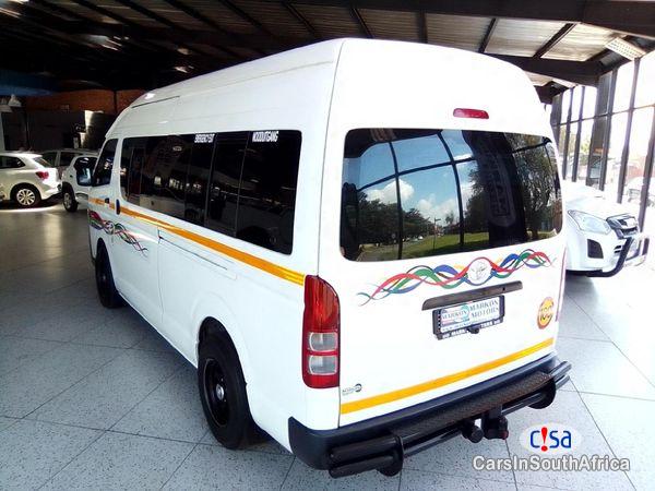 Toyota Quantum 2.5 D-4D Sesfikile Call 081 494 5928 Delivery Nationwide Manual 2020