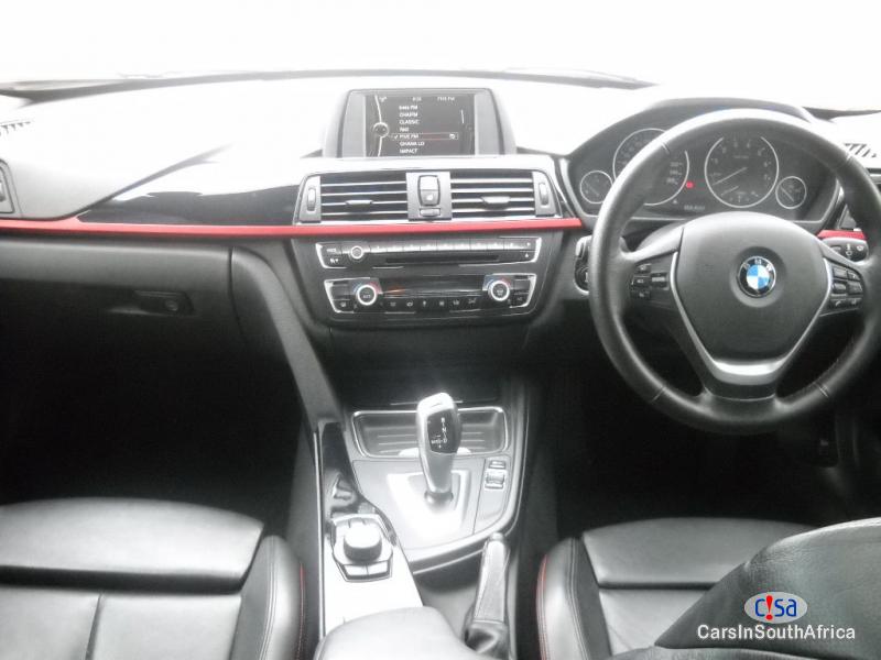 BMW 3-Series Automatic 2012 - image 10