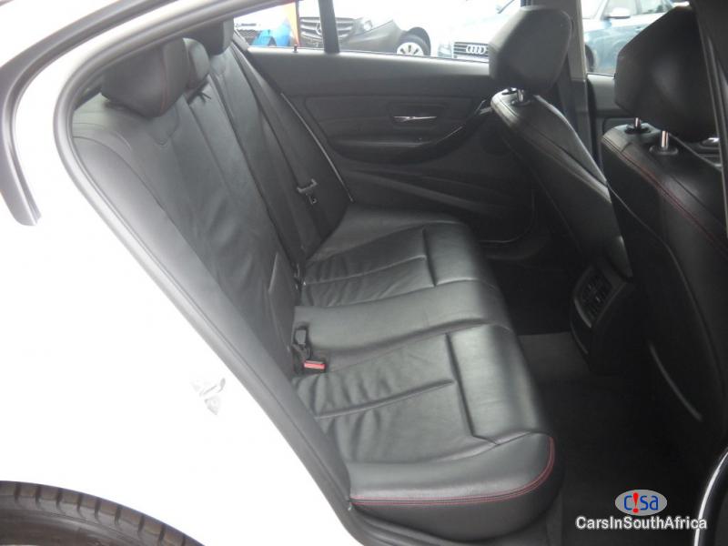BMW 3-Series Automatic 2012 - image 9