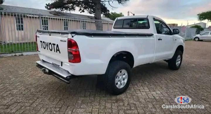Toyota Hilux 2.5 Manual 2016 - image 2