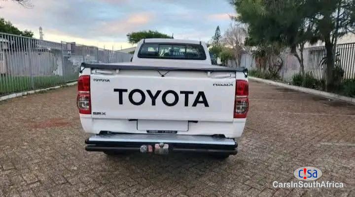 Toyota Hilux 2.5 Manual 2016 - image 3