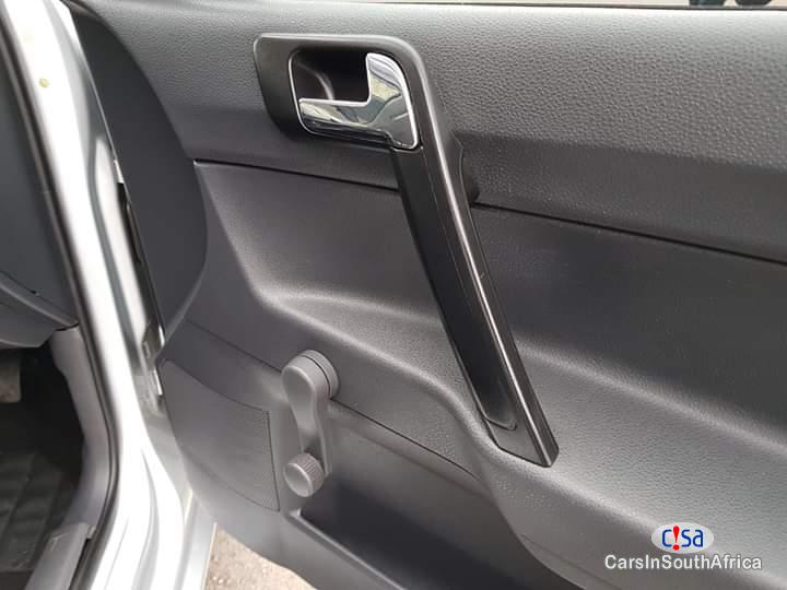 Volkswagen Polo 1400 Manual 2015 - image 10