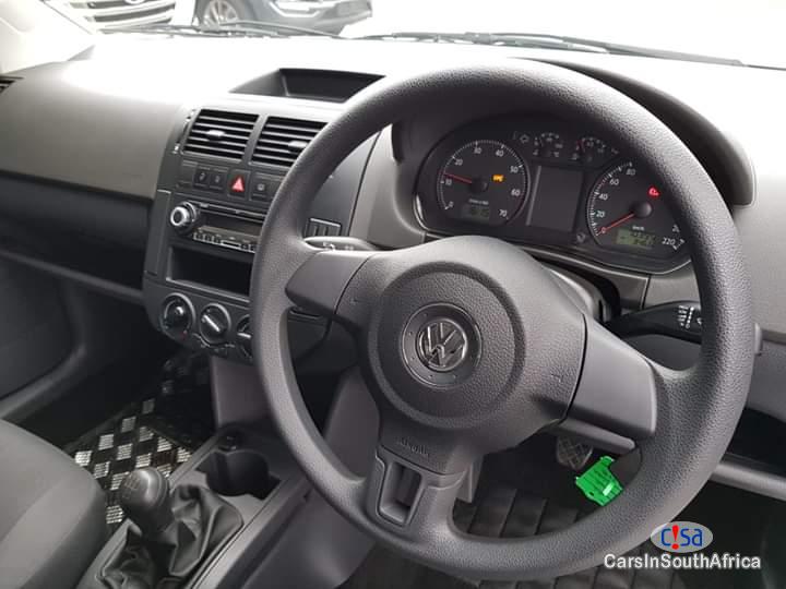 Volkswagen Polo 1400 Manual 2015 - image 11