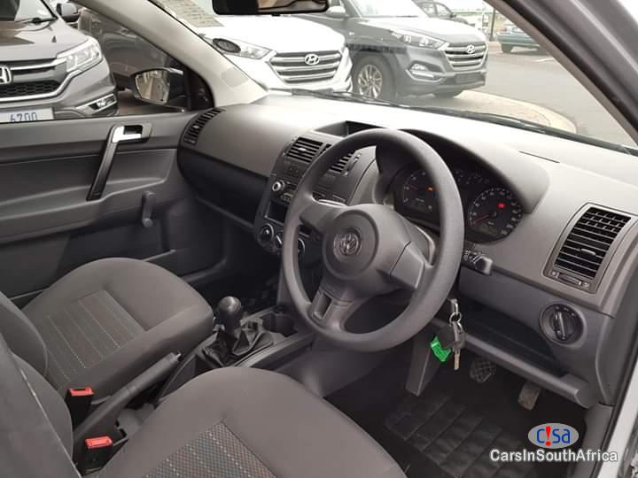 Volkswagen Polo 1400 Manual 2015 - image 9