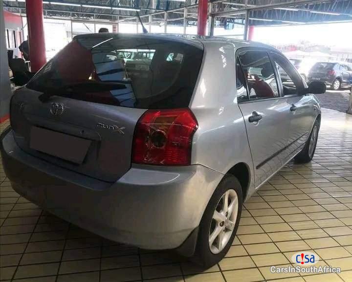 Toyota Runx 0663929914 Manual 2008 in Gauteng