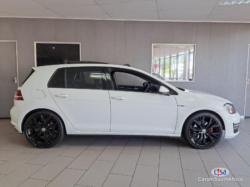 Volkswagen Golf 2.0 Automatic 2017 - image 2