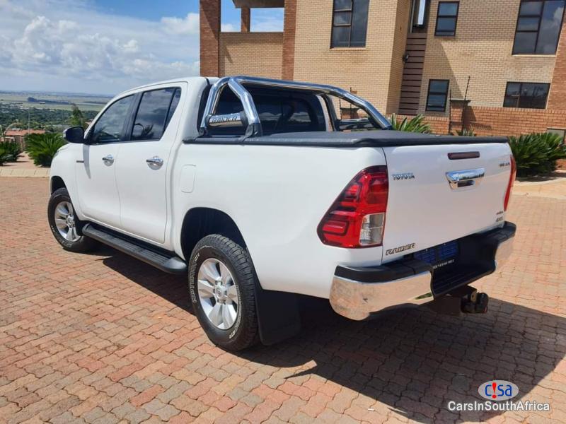 Toyota Hilux 2.8GD6 Manual 2018 - image 2