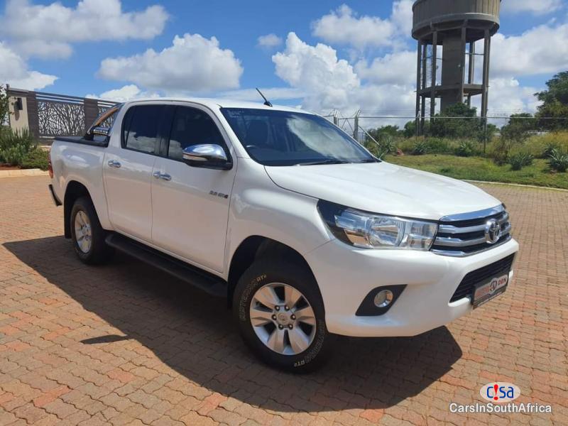 Toyota Hilux 2.8GD6 Manual 2018 - image 3