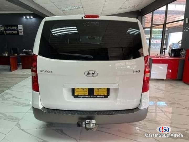 Hyundai H-1 2.5 CRDI Automatic 2017