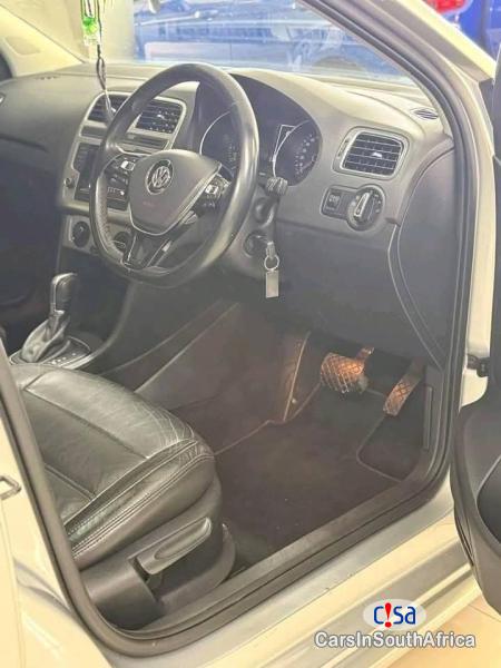 Volkswagen Polo 1.2 Tsi ..0680268025 Automatic 2017 - image 4