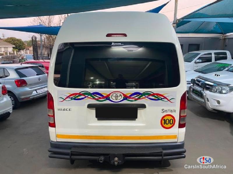 Toyota Quantum 2.5D-4D Sesfikile 16 Seats Bank Repossessed Manual 2017 - image 2