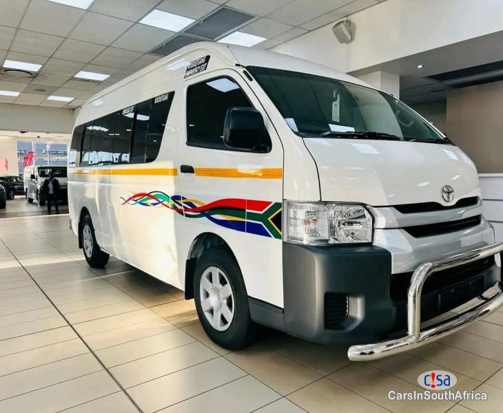Picture of Toyota Quantum 2.5 D.4D Sesfikile 16 Seat Manual 2020