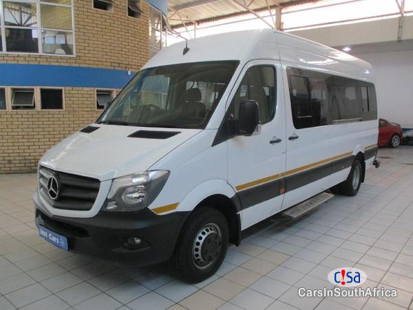 Mercedes Benz Sprinter 22 Seater Manual 2017 - image 4