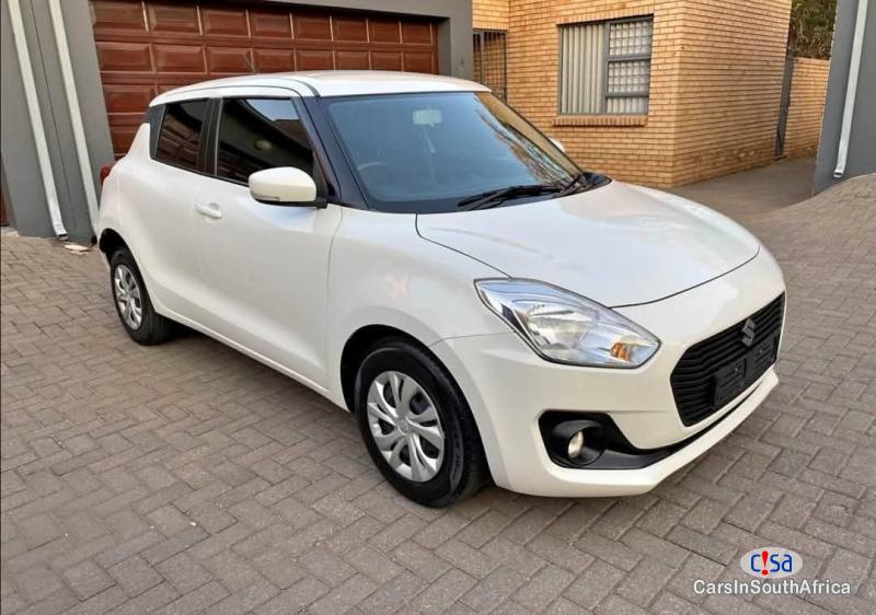 Pictures of Suzuki Swift 1.0 GL Automatic 2022