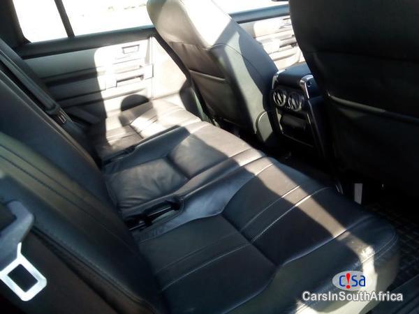 Land Rover Discovery Automatic 2010 in Limpopo - image