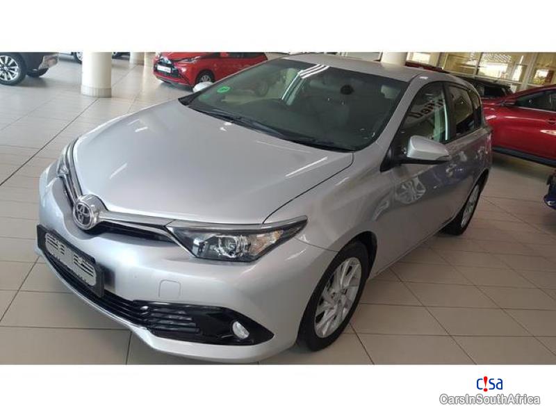 Pictures of Toyota Auris 1,6 Xs Manual 2016