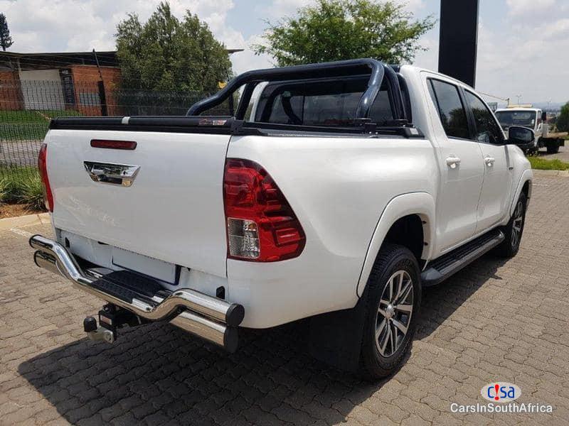 Picture of Toyota Hilux 2800 Manual 2016 in South Africa