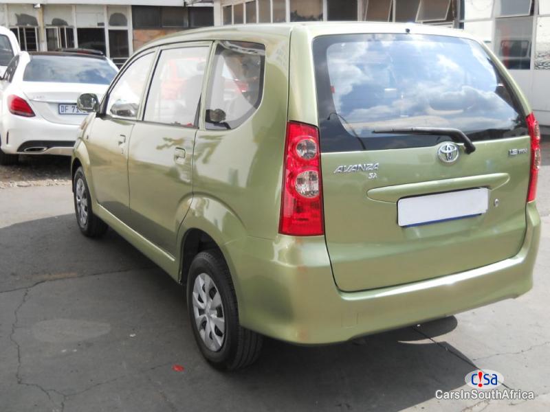 Toyota Avanza 200 Manual 2014 in South Africa - image
