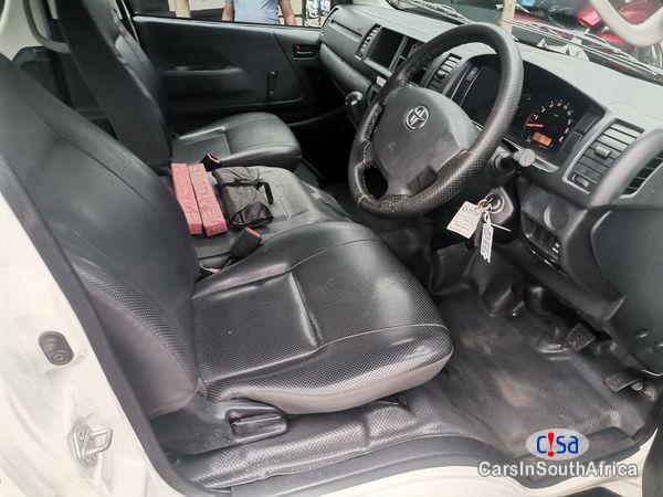Toyota Quantum 2.5 D-4D Sesfikile 16-Seat Manual 2021 in Gauteng