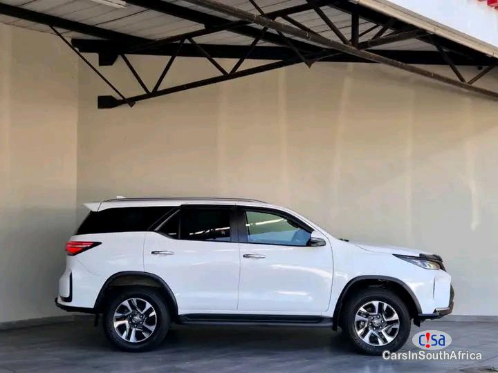 Toyota Fortuner 2.8/// Whatsapp Or Call > 0705009841 Automatic 2024 - image 2