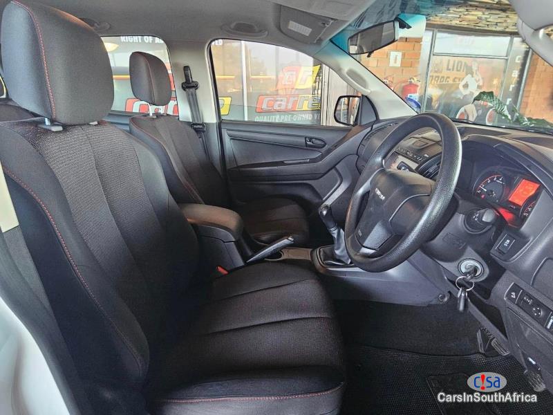 Isuzu Trooper 0784119228 Manual 2020 in South Africa