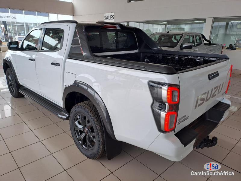 Isuzu Other D-Max 3.0 V-Cross Automatic 2022 in South Africa