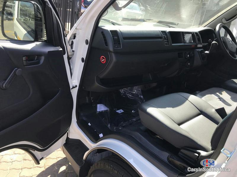 Toyota Quantum 2.5 Manual 2016 in South Africa