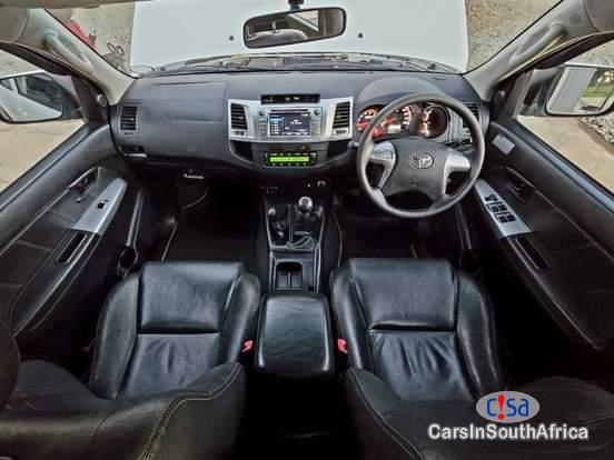 Toyota Hilux 2 00671651564t Manual 2015 - image 6