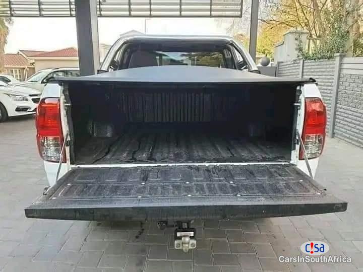 Picture of Toyota Hilux 2.4 Manual 2017 in Western Cape